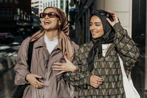 Maya Safira: Pendiri Brand Fashion Lokal yang Semakin Ternama!